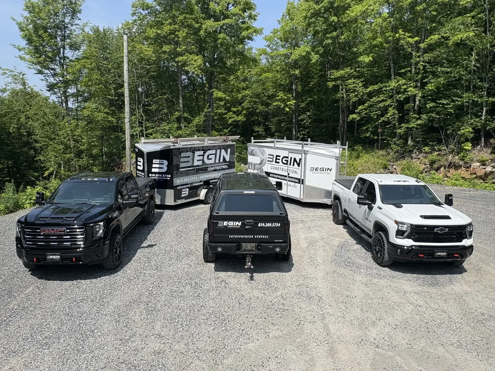 Véhicule lettré BEGIN Construction — entrepreneur général dans l'Outaouais